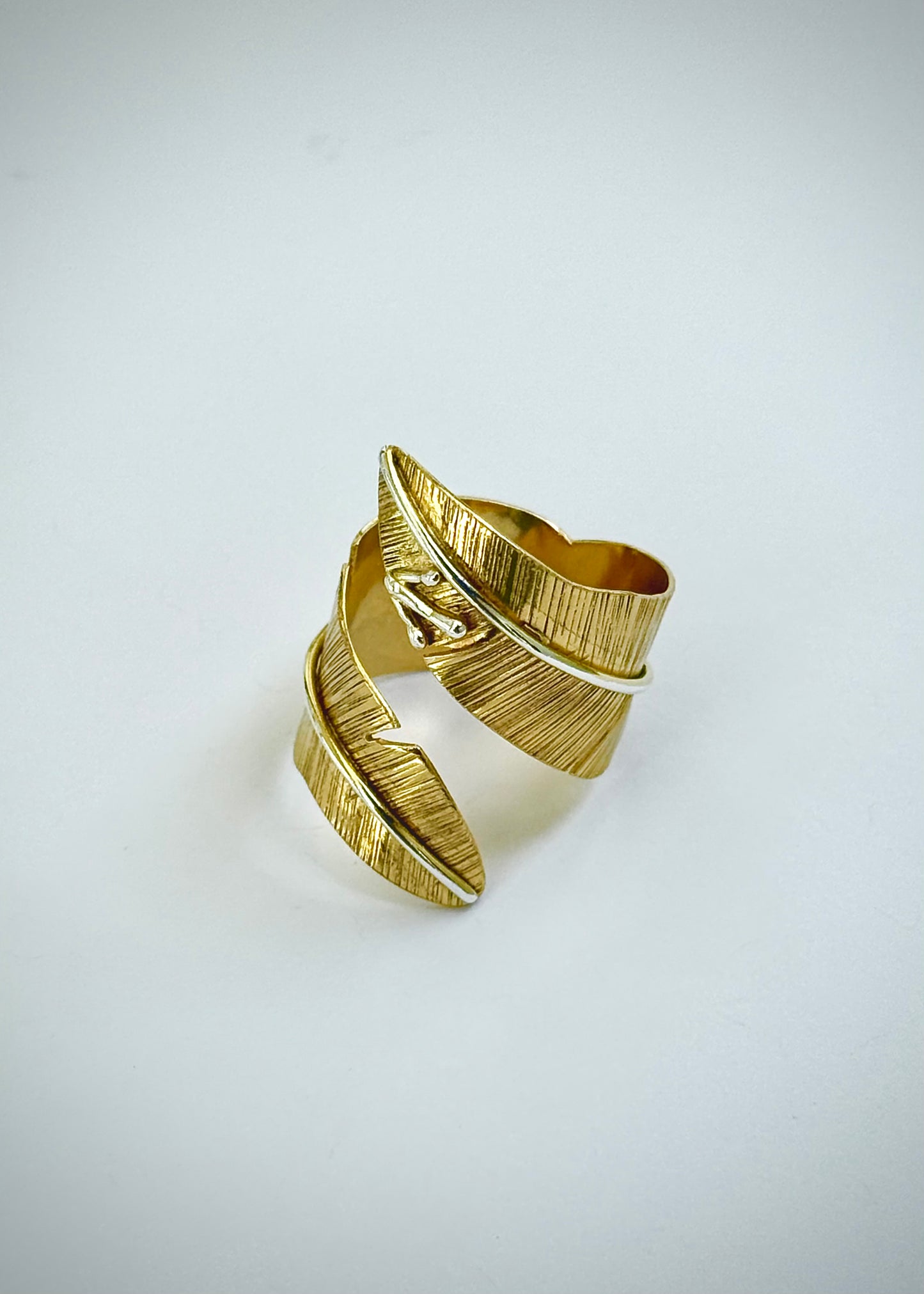 Hoja Ring