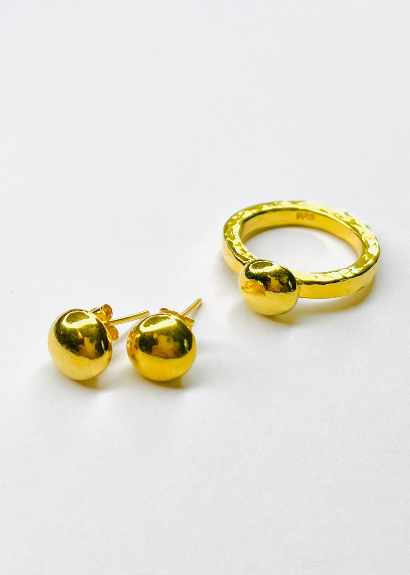 Vermeil Leila Studs - Full Moon Earrings