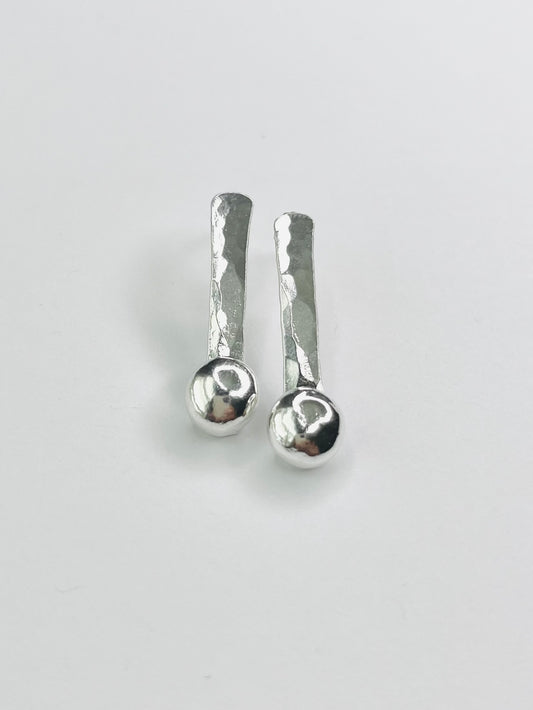 Drop Silver Full Moon Earrings